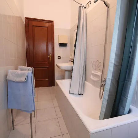 C & S Cavour - Hub Guest house