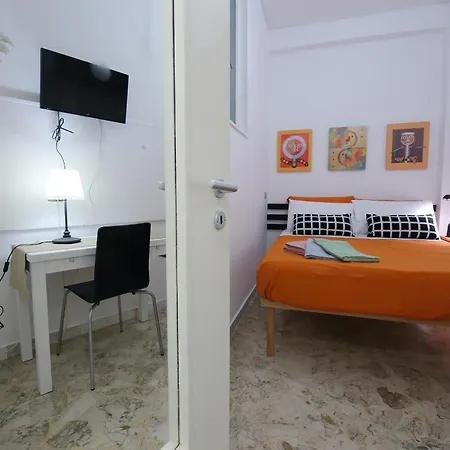 C & S Cavour - Hub Guest house *